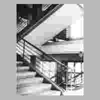111-0971 Realgymnasium - Treppenaufgang zur Aula.jpg